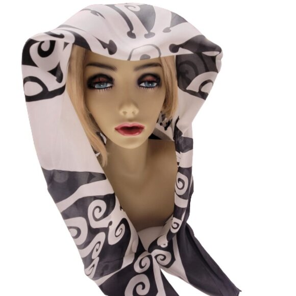Black and White Silk Handpainted Square Scarf - NEW - Picture 5 of 9